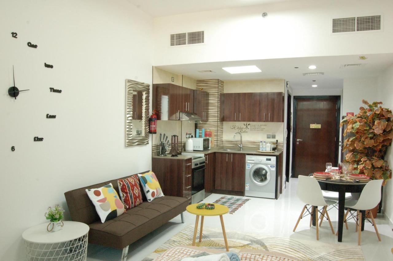 Beautiful Studio Appartment Near Dubai Global Village المظهر الخارجي الصورة